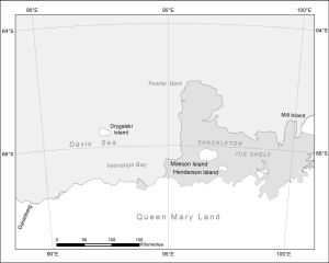 Gaussberg to Shackleton Ice Shelf [Black and white]